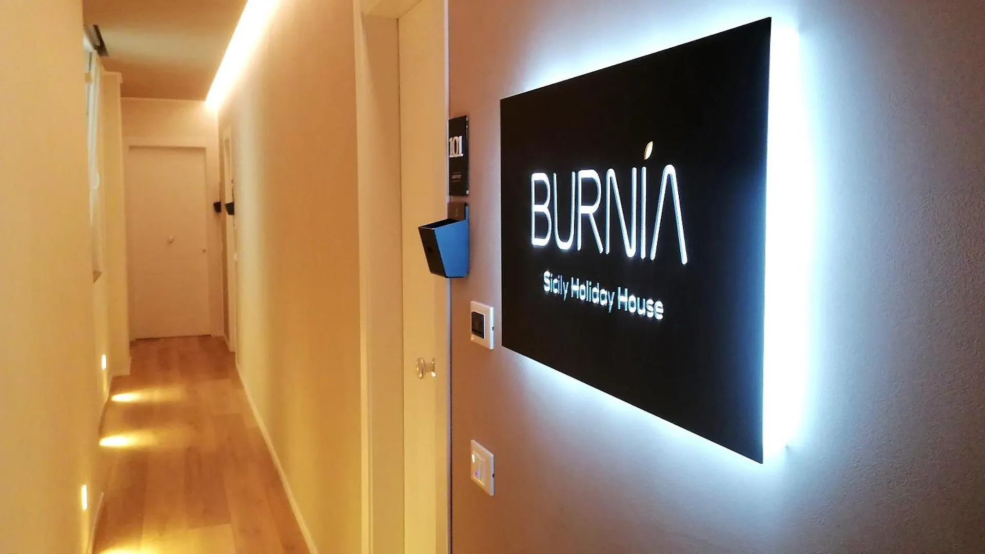 Apartment Ferienwohnung Burnìa Palermo Italien